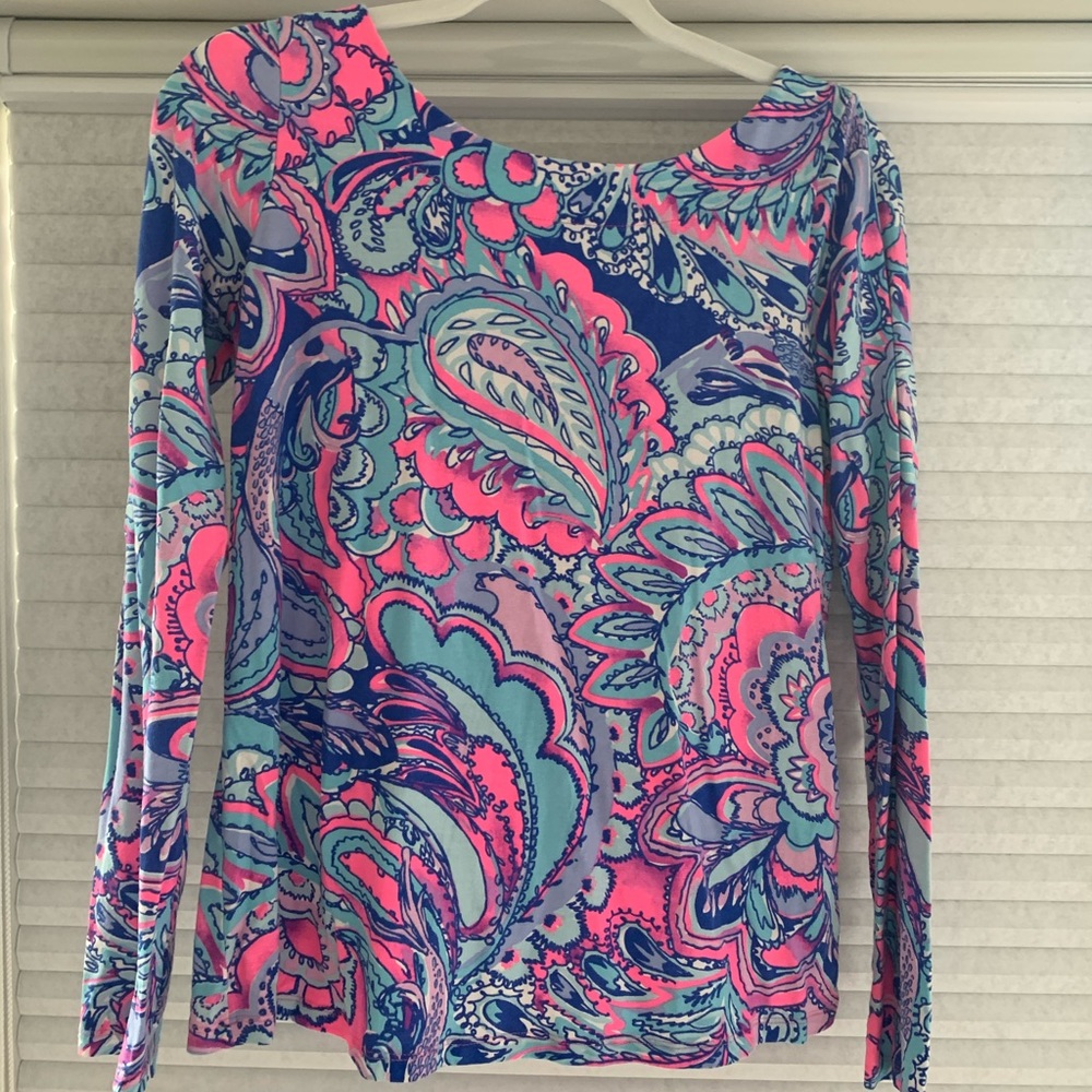 Lilly Pulitzer Top with 3/4 sleeve & keyhole back